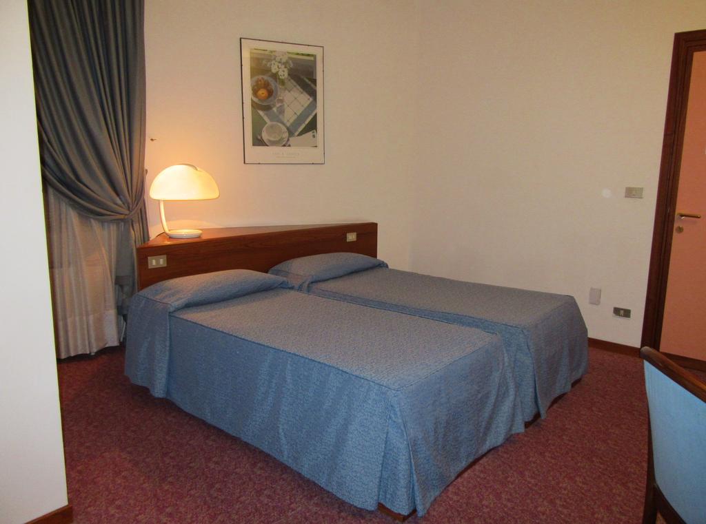 Hotel Giardino Прато Экстерьер фото