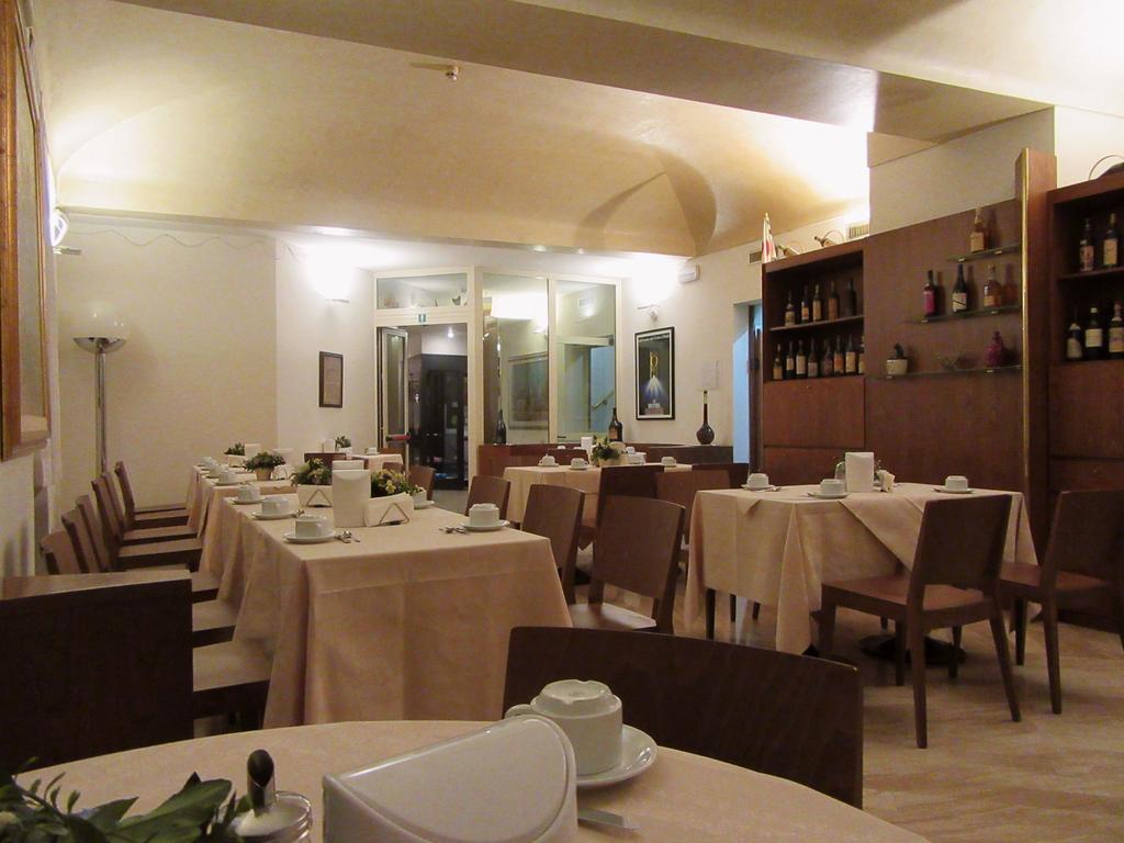 Hotel Giardino Прато Экстерьер фото