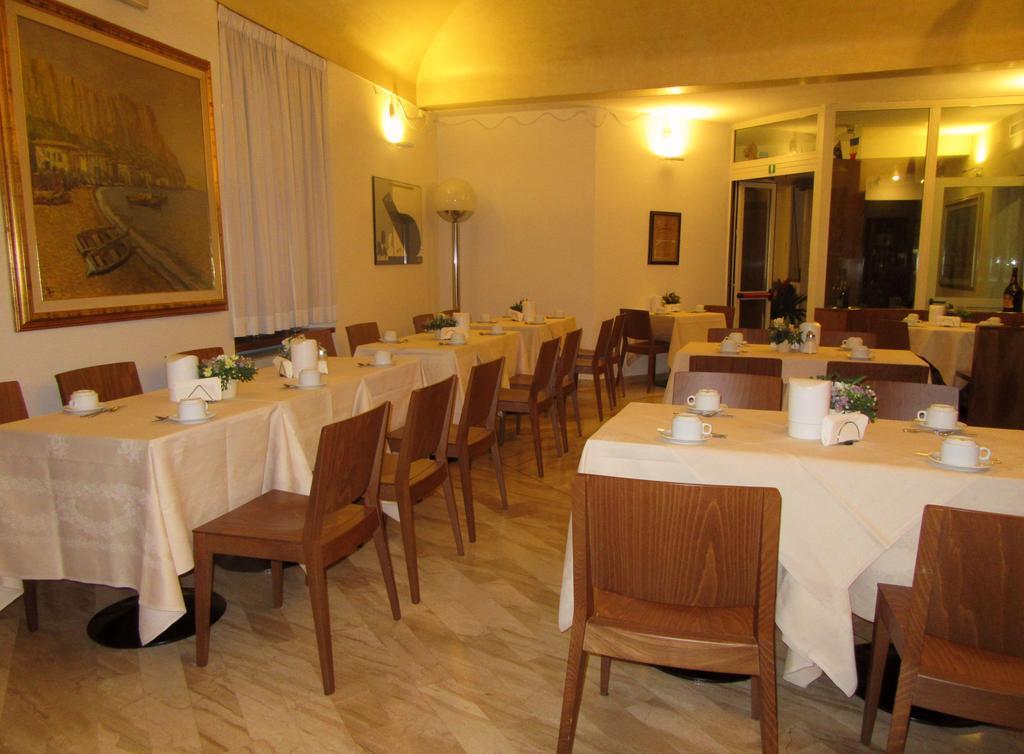 Hotel Giardino Прато Экстерьер фото