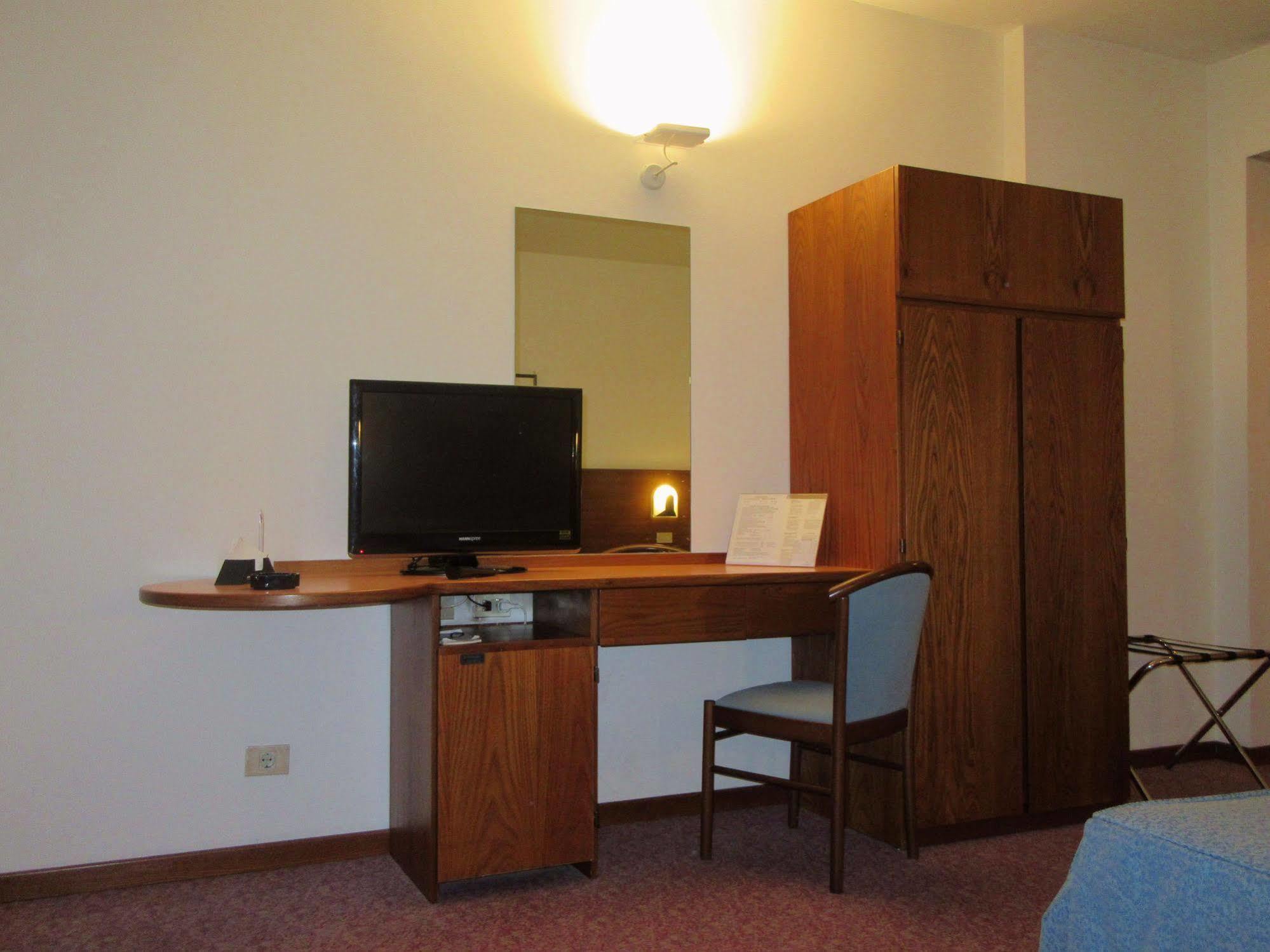 Hotel Giardino Прато Экстерьер фото